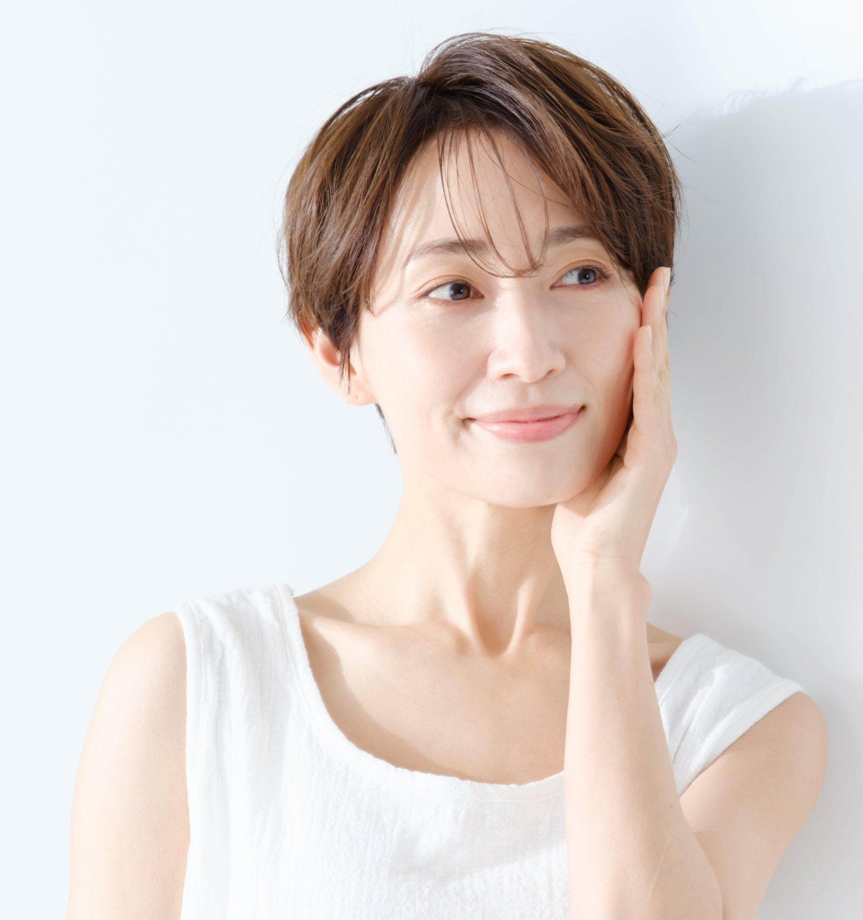 skincare woman.png__PID:21abff7a-d465-4260-ada0-b58d045ecdf2